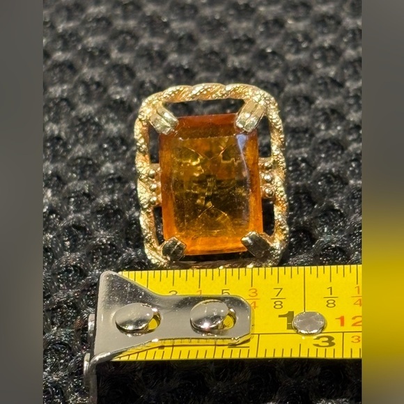 Vintage Sarah Coventry Wild Honey Rhinestone Ring Size 6 - Picture 6 of 13